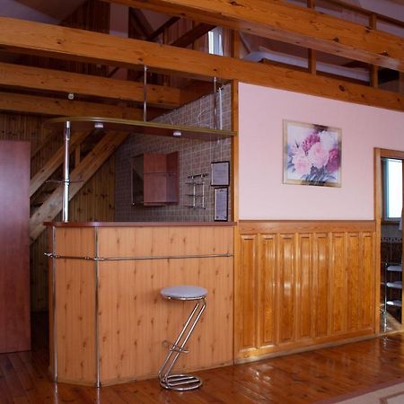 Gostiniy Dvor Non-Stop Hotel Kherson Luaran gambar