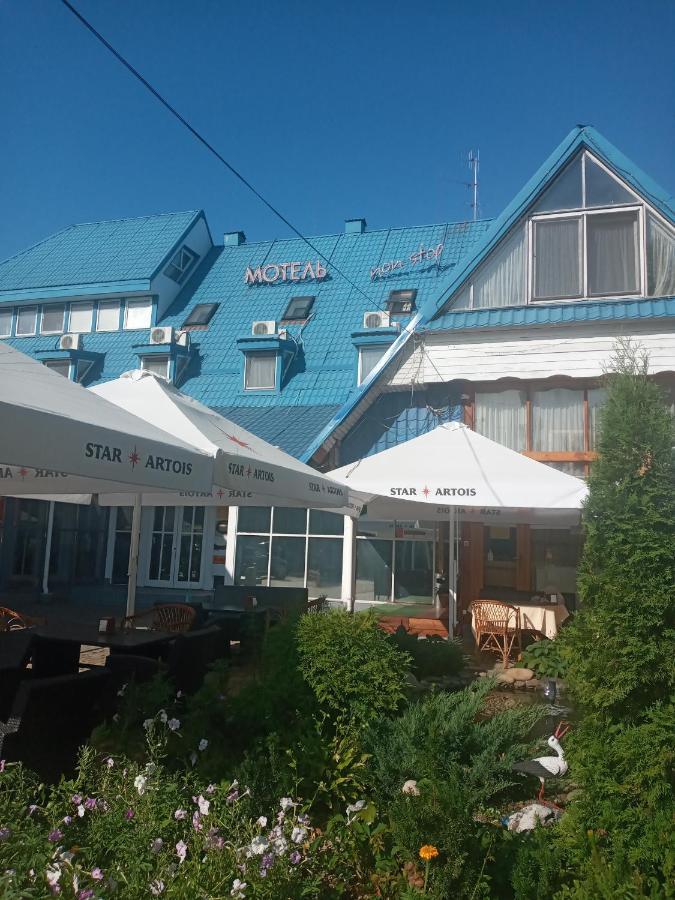 Gostiniy Dvor Non-Stop Hotel Kherson Luaran gambar