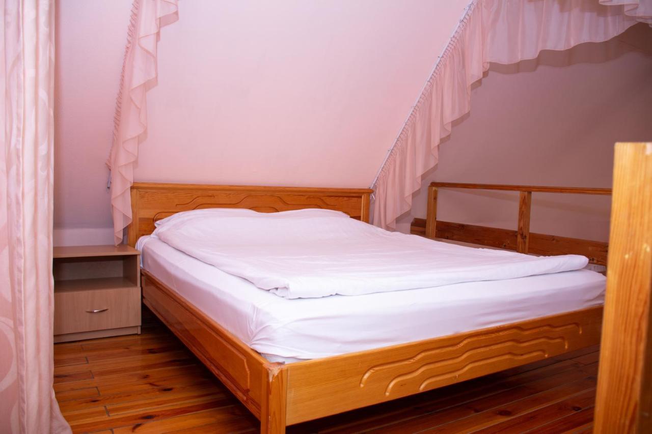 Gostiniy Dvor Non-Stop Hotel Kherson Luaran gambar