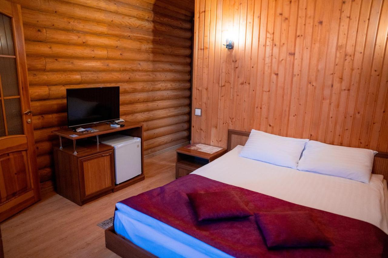 Gostiniy Dvor Non-Stop Hotel Kherson Luaran gambar