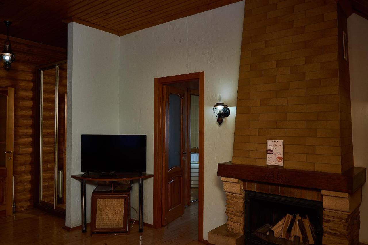 Gostiniy Dvor Non-Stop Hotel Kherson Luaran gambar