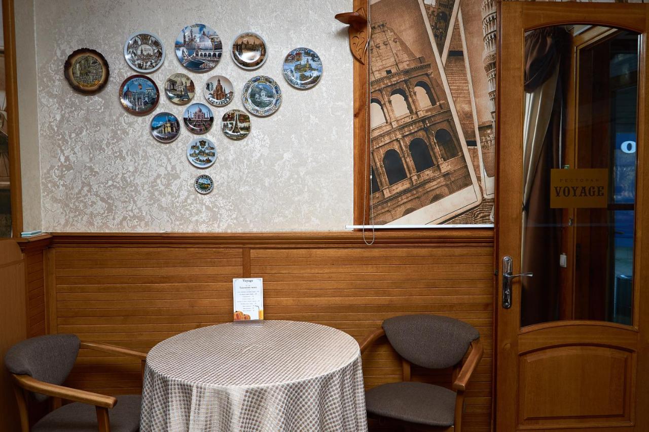 Gostiniy Dvor Non-Stop Hotel Kherson Luaran gambar